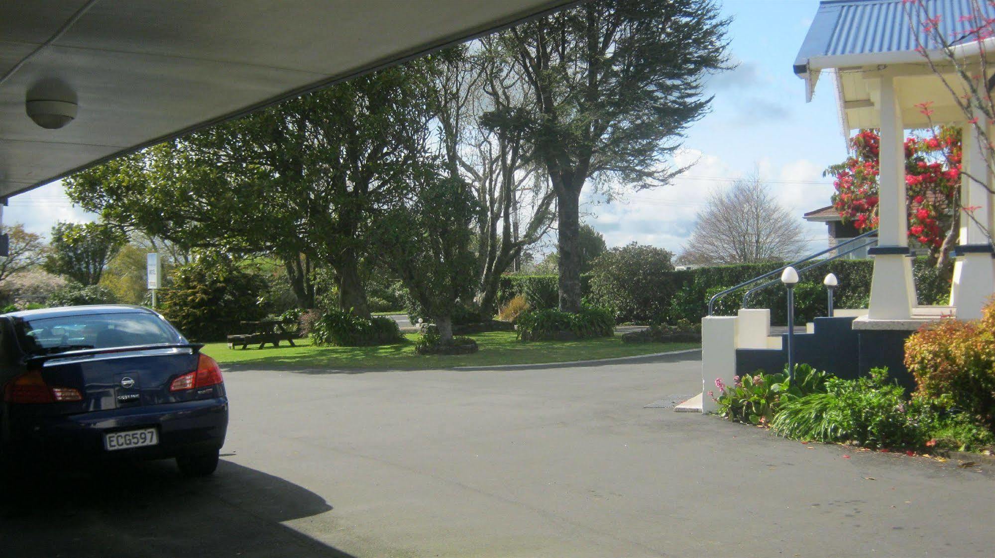 Broadway Lodge Motel Stratford Exterior foto